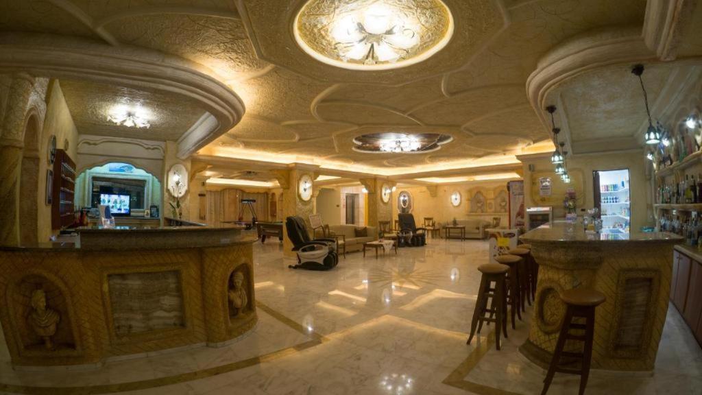 Bianca Hotel *